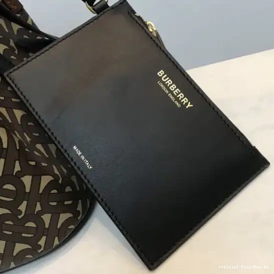 Official FirstBag Ru E-canvas Peggy Monogram Small Bag Bucket BURBERRY 0528